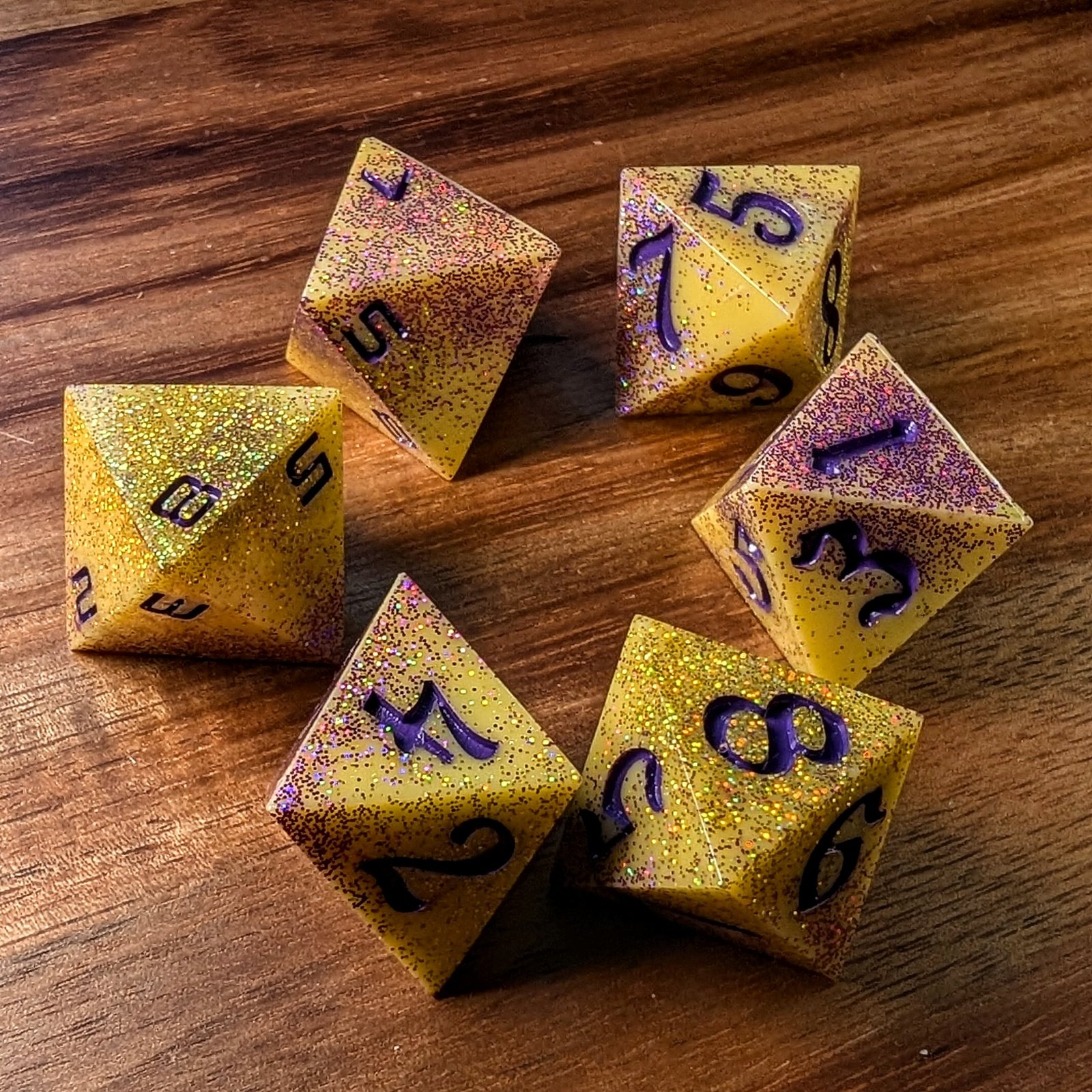 Holographic Vibes D8 Dice (Set of 6)
